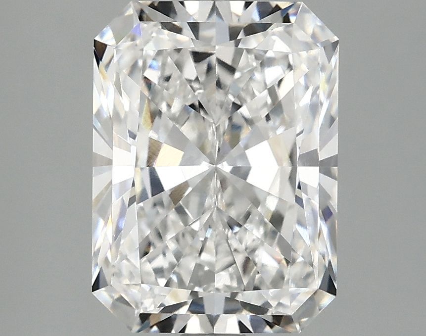 3.08 ct. radiant Lab Grown Diamond front image