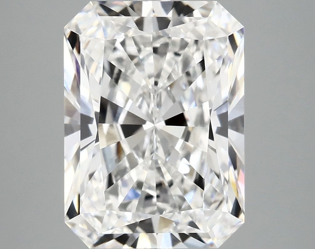 5.07 ct. radiant Lab Grown Diamond front image