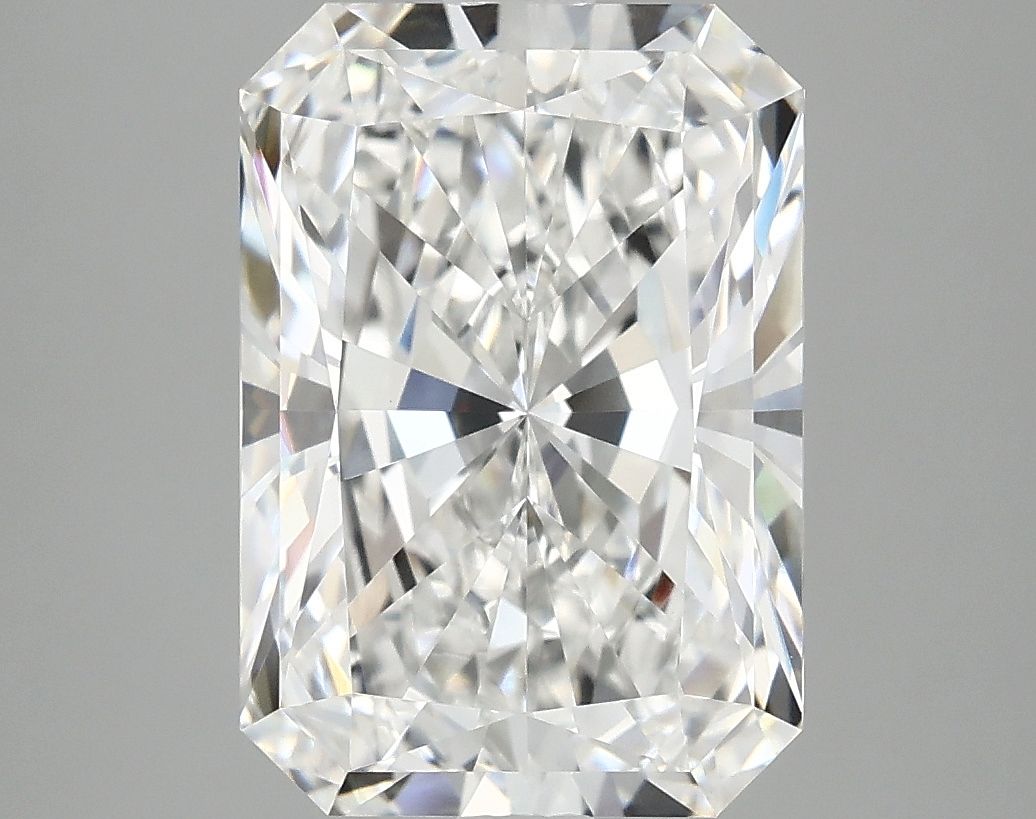 4.18 ct. radiant Lab Grown Diamond front image