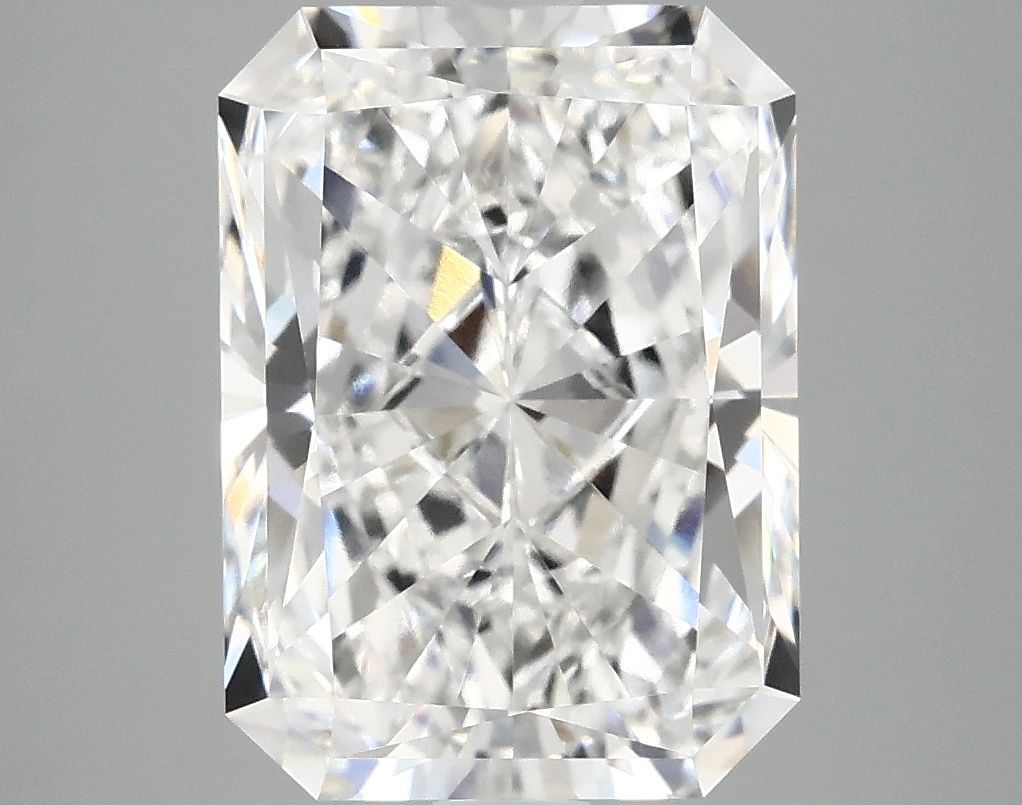 4.98 ct. radiant Lab Grown Diamond front image