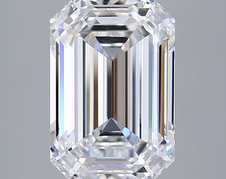 3.14 ct. emerald Lab Grown Diamond front image