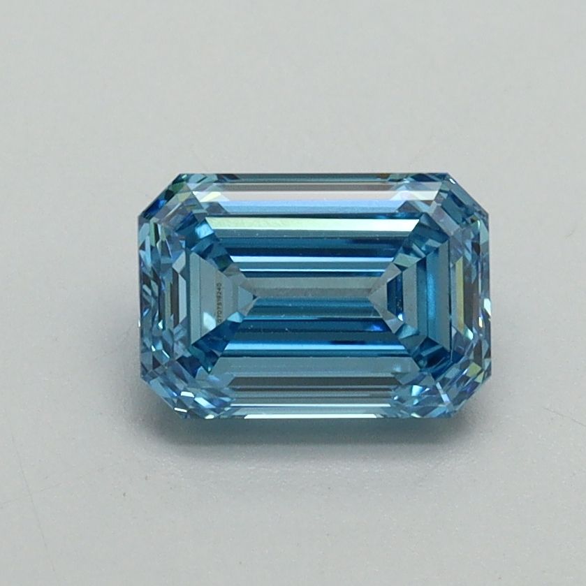 1.01 ct. emerald Lab Grown Diamond front image