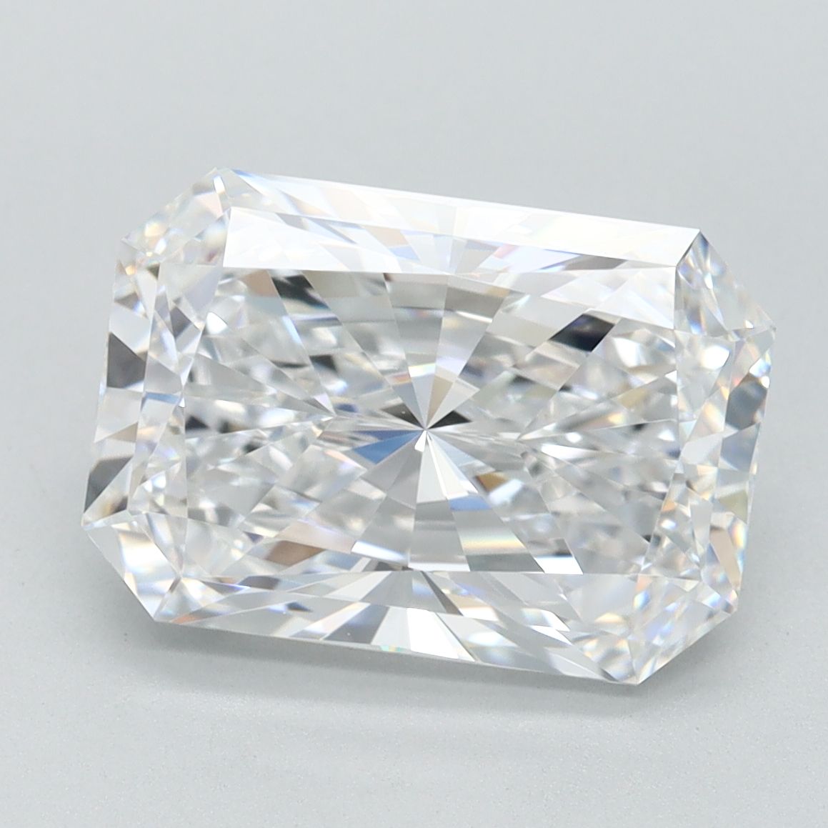 3.53 ct. radiant Lab Grown Diamond front image