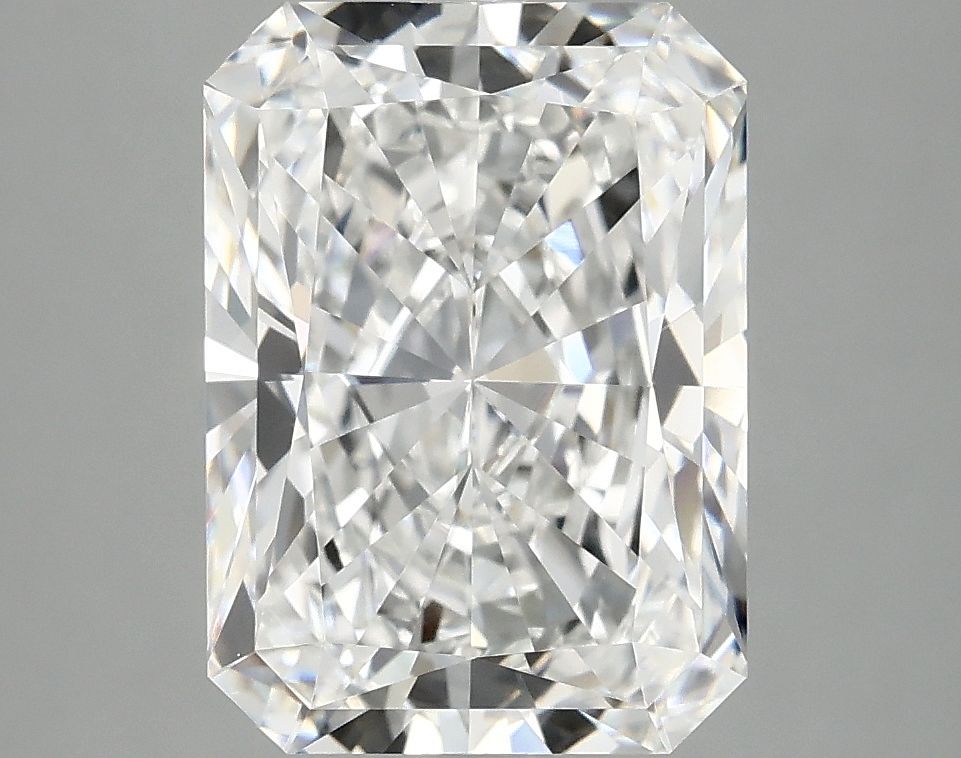 4.19 ct. radiant Lab Grown Diamond front image
