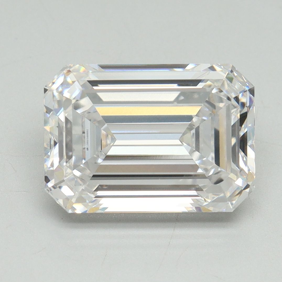 4.23 ct. emerald Lab Grown Diamond front image