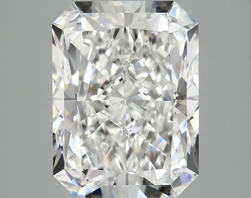 4.94 ct. radiant Lab Grown Diamond front image