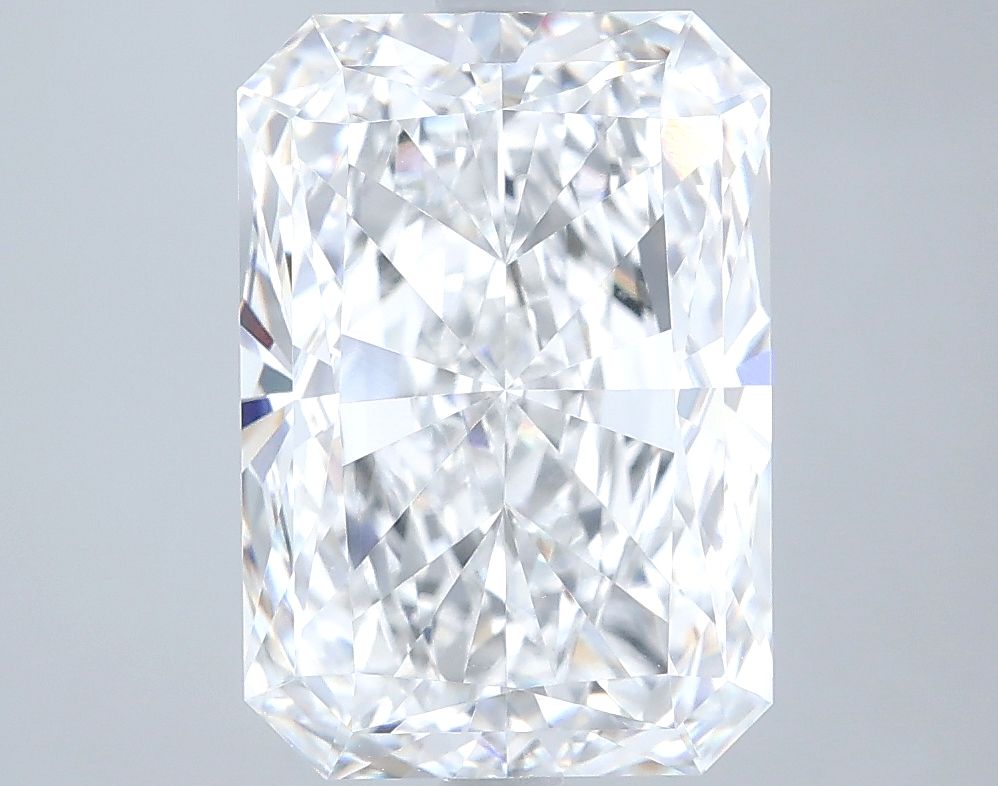 4.35 ct. radiant Lab Grown Diamond front image