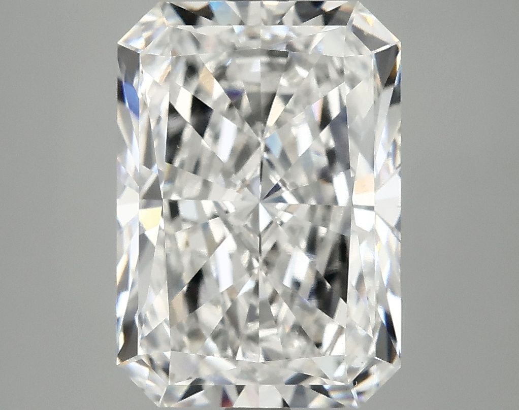 5.05 ct. radiant Lab Grown Diamond front image