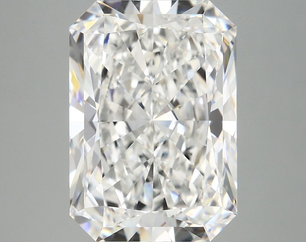 4.98 ct. radiant Lab Grown Diamond front image