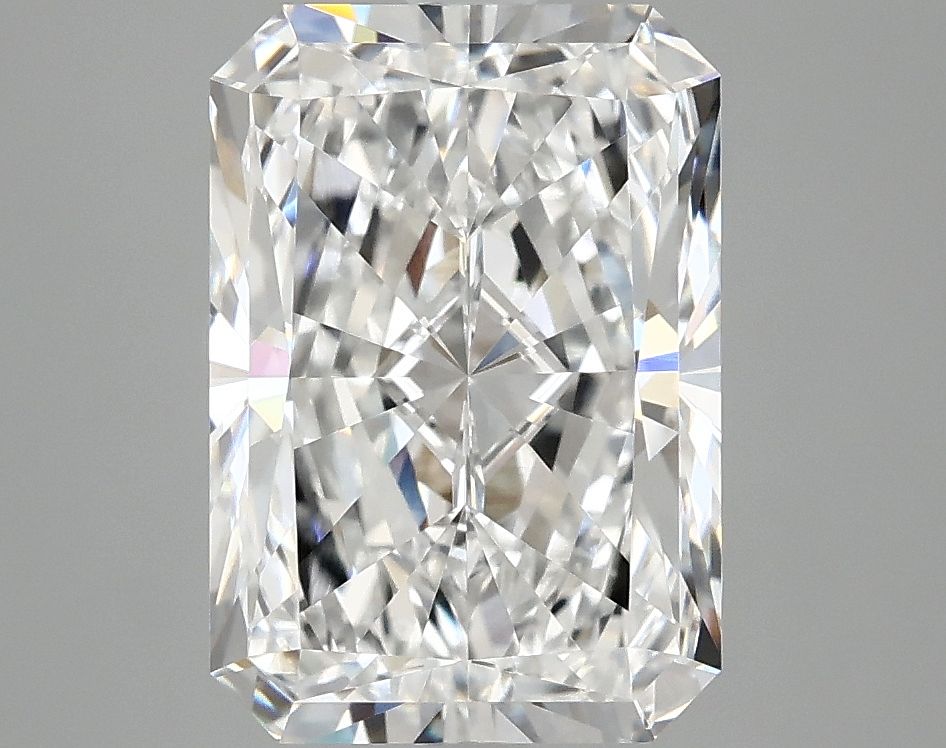 3.94 ct. radiant Lab Grown Diamond front image