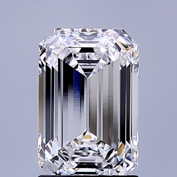 1.86 ct. emerald Lab Grown Diamond front image