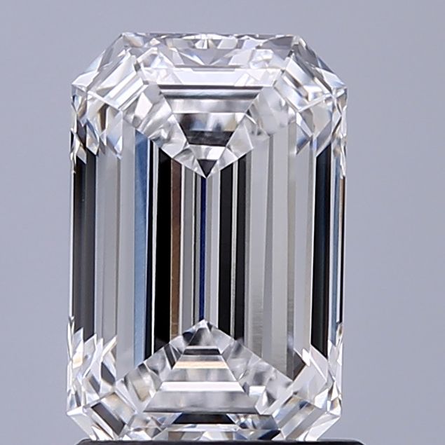 1.54 ct. emerald Lab Grown Diamond front image