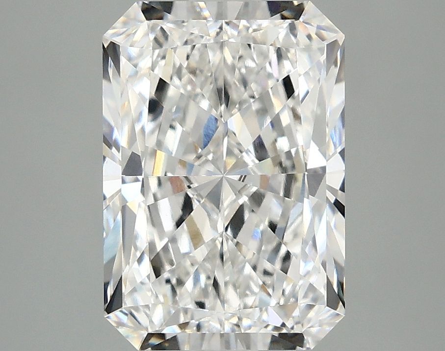 2.80 ct. radiant Lab Grown Diamond front image