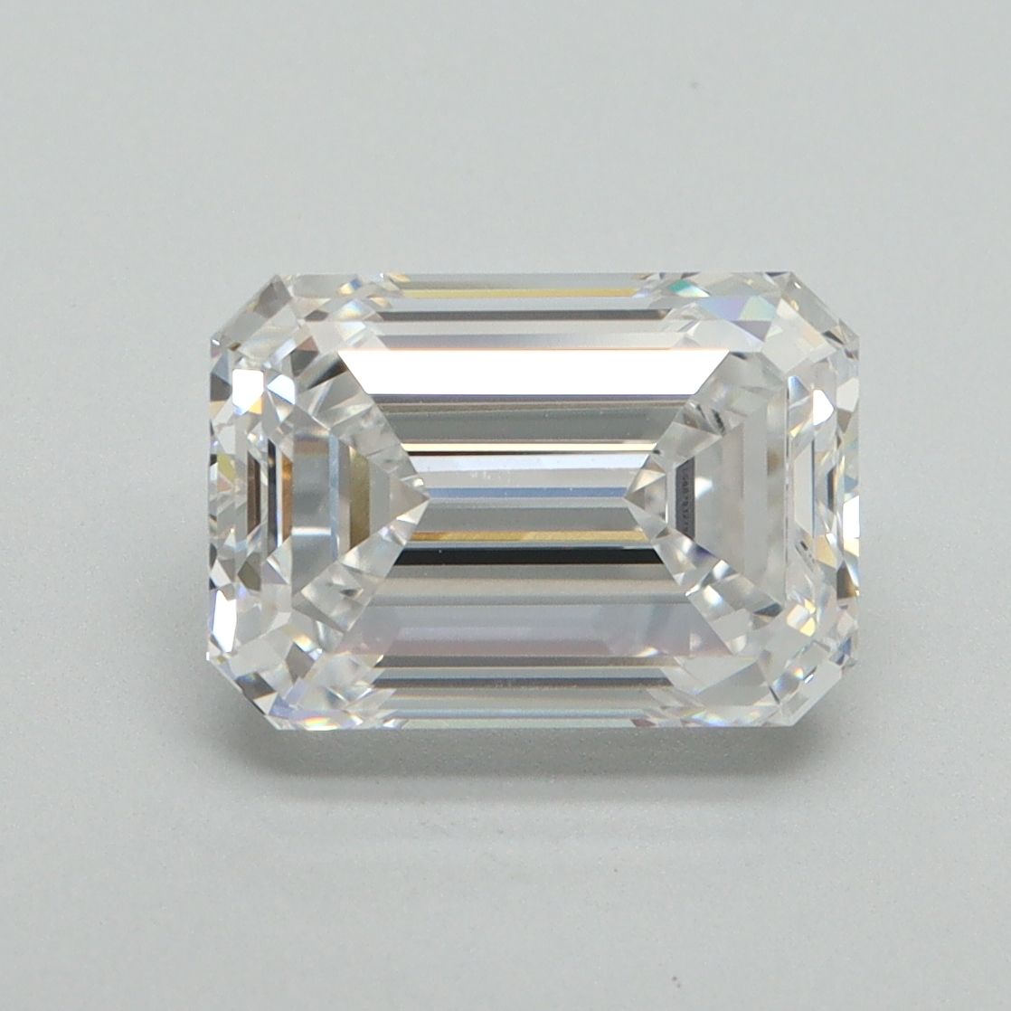3.13 ct. emerald Lab Grown Diamond front image