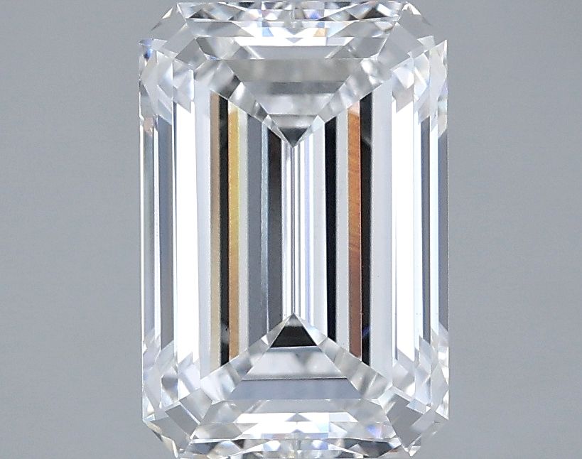 2.74 ct. emerald Lab Grown Diamond front image