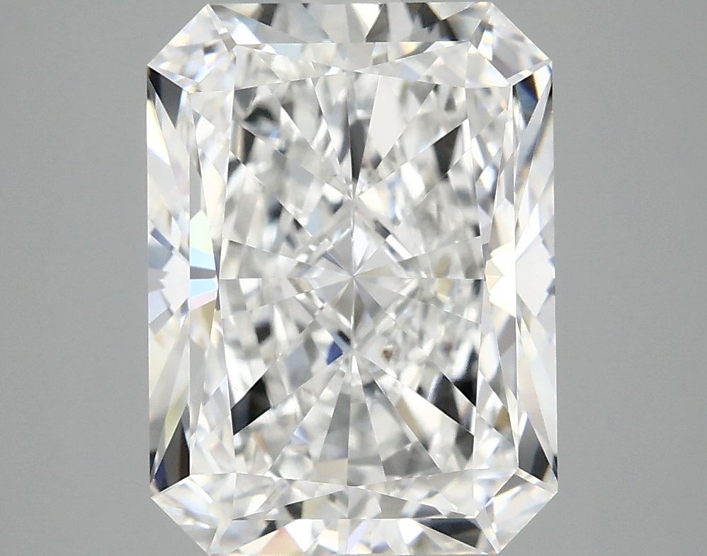5.06 ct. radiant Lab Grown Diamond front image