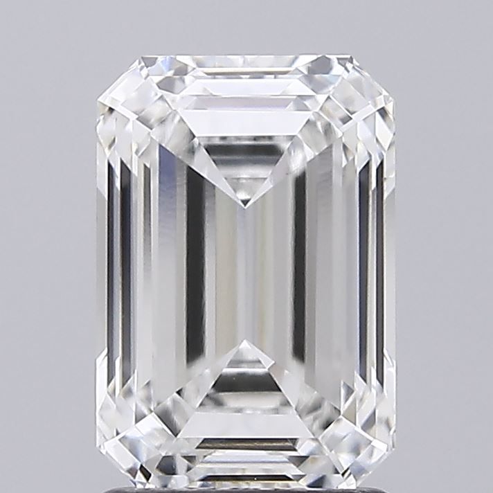 1.95 ct. emerald Lab Grown Diamond front image