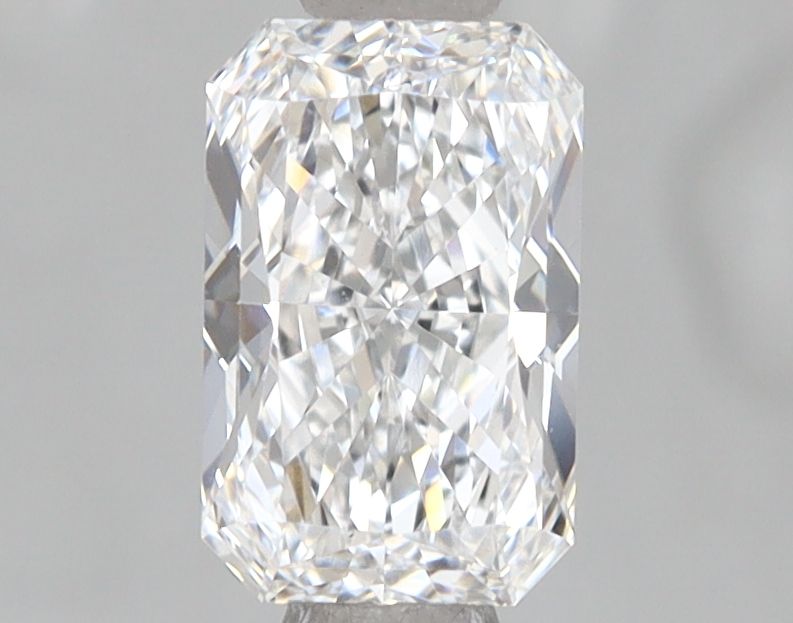 1.05 ct. radiant Lab Grown Diamond front image