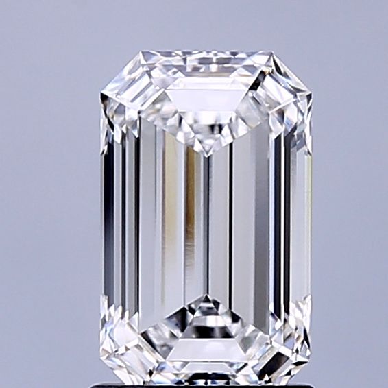1.67 ct. emerald Lab Grown Diamond front image