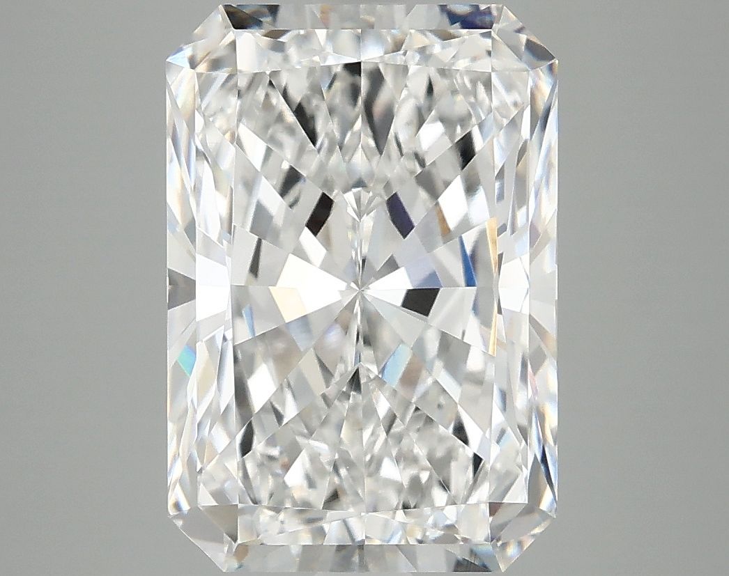 4.97 ct. radiant Lab Grown Diamond front image