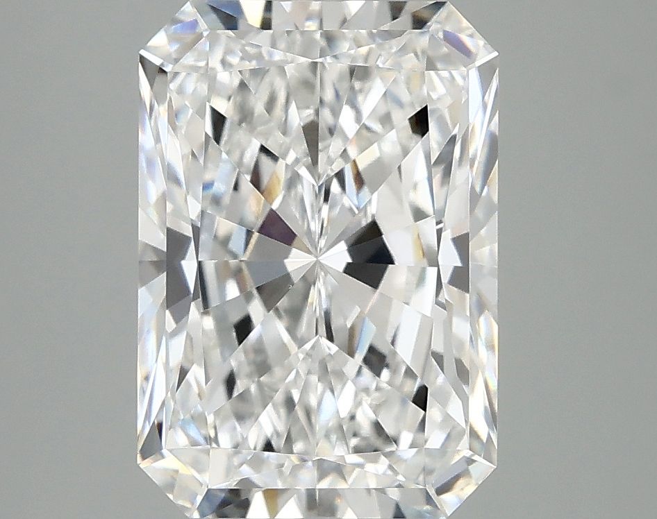 4.03 ct. radiant Lab Grown Diamond front image