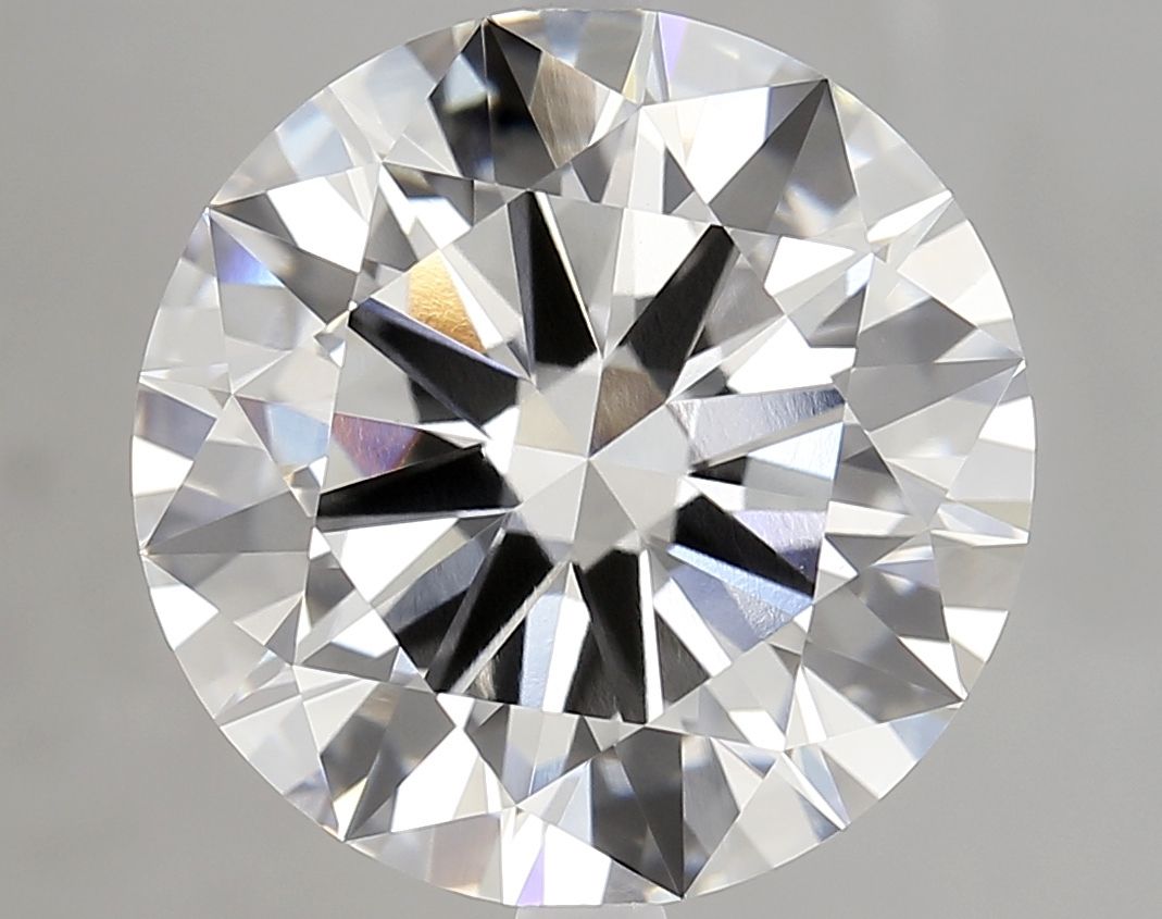7.04 ct. round Lab Grown Diamond front image