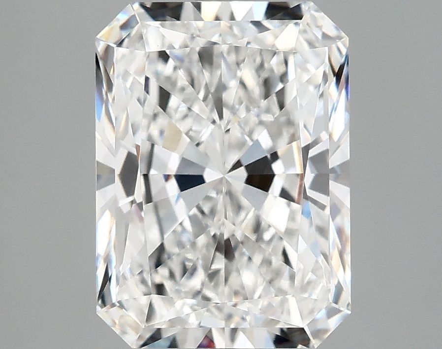 3.87 ct. radiant Lab Grown Diamond front image