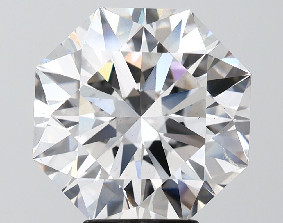 5.69 ct lab-grown Octagonal Diamond