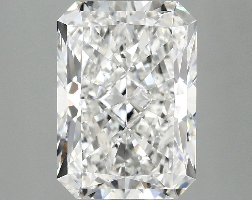 2.97 ct. radiant Lab Grown Diamond front image