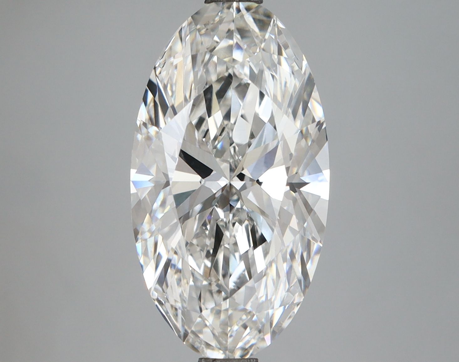 4.54 ct. oval Lab Grown Diamond front image