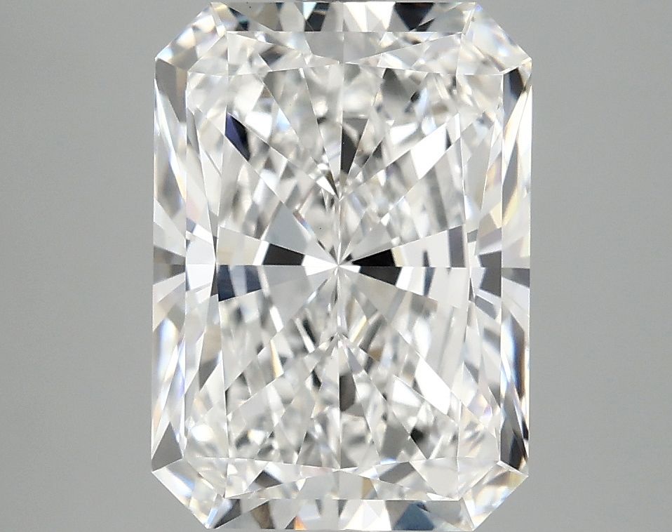 4.15 ct. radiant Lab Grown Diamond front image