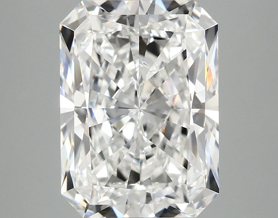 4.08 ct. radiant Lab Grown Diamond front image