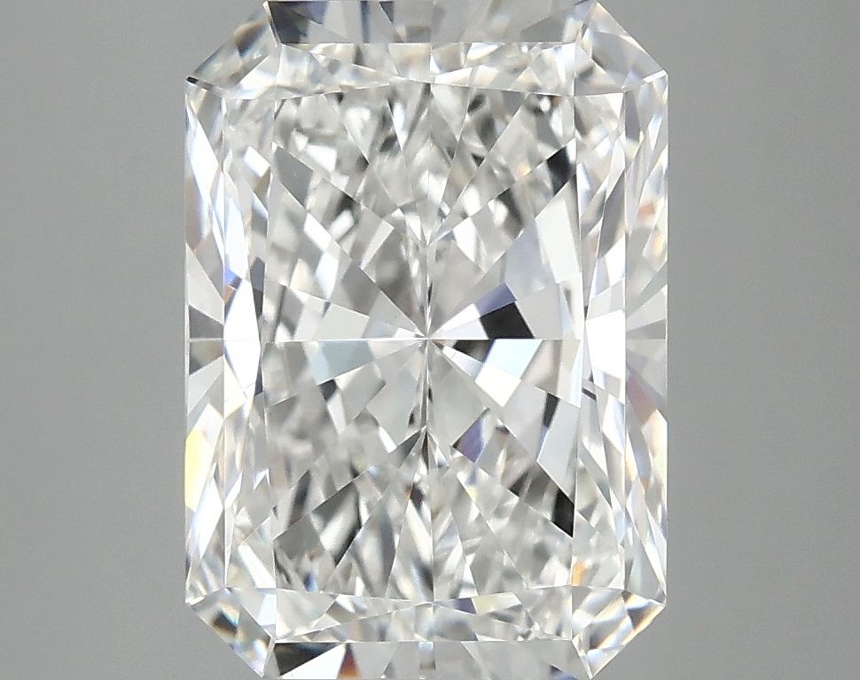 3.92 ct. radiant Lab Grown Diamond front image