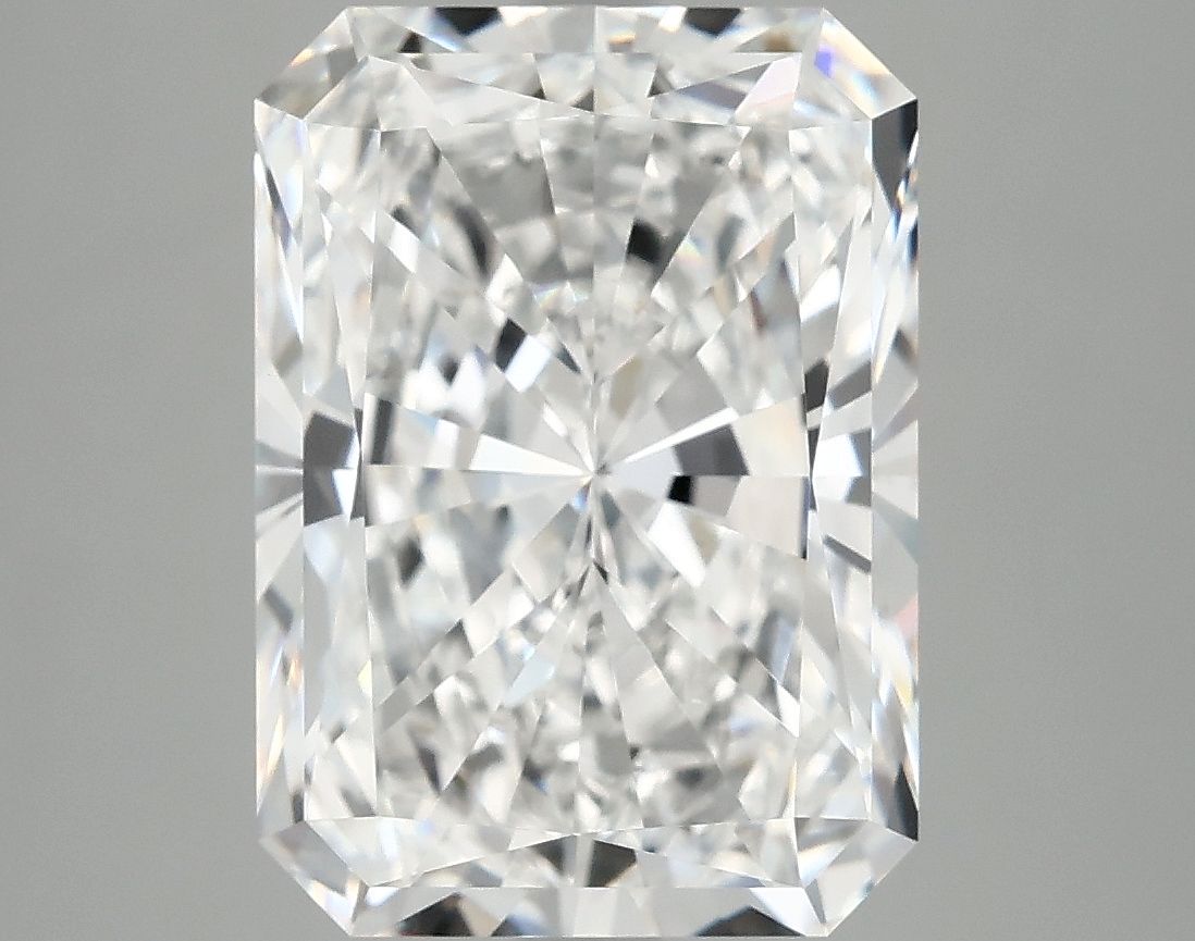 5.08 ct. radiant Lab Grown Diamond front image