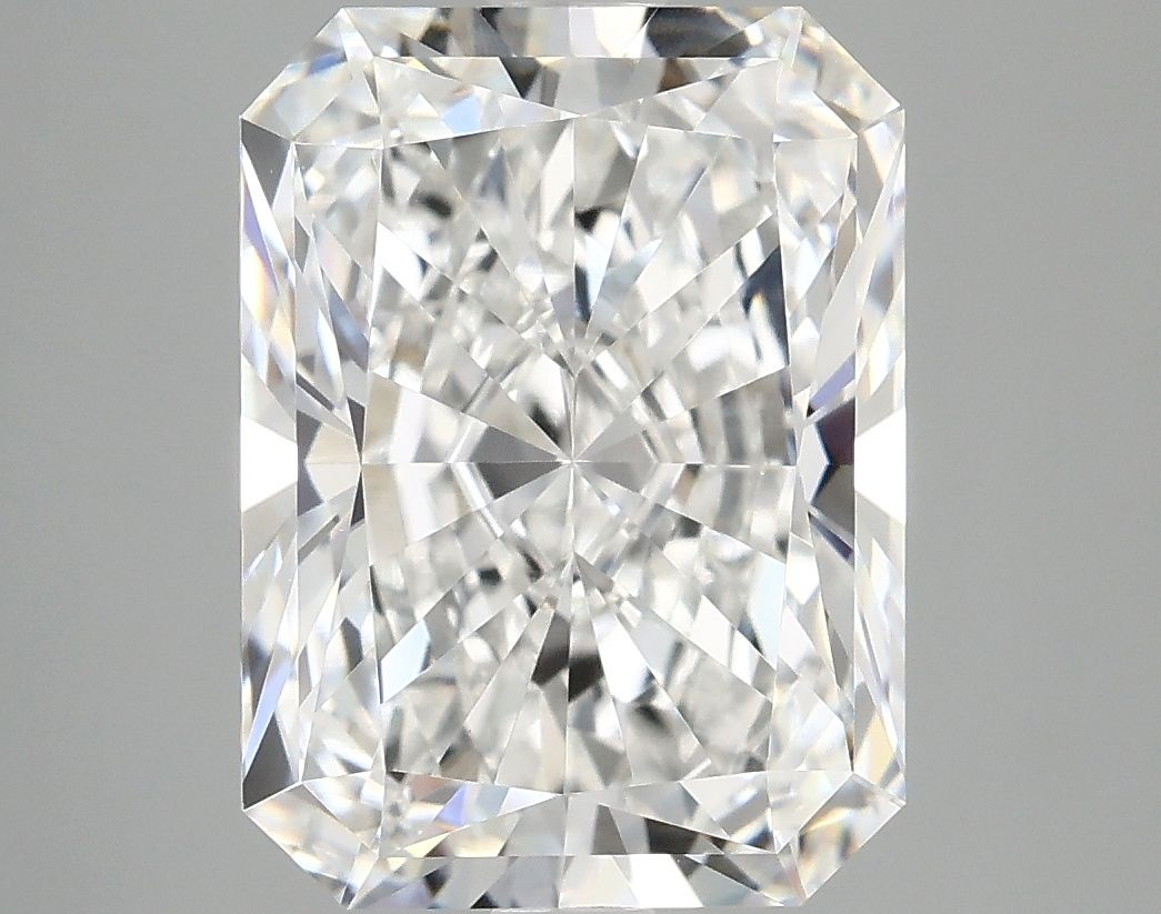 4.54 ct. radiant Lab Grown Diamond front image