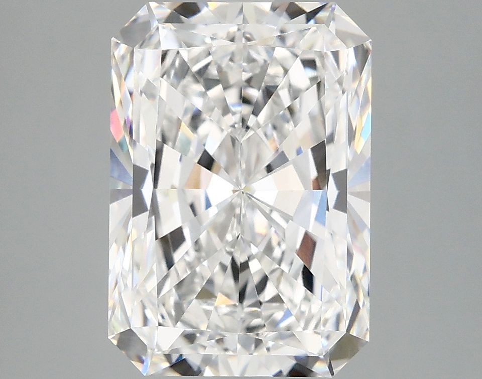 4.07 ct. radiant Lab Grown Diamond front image