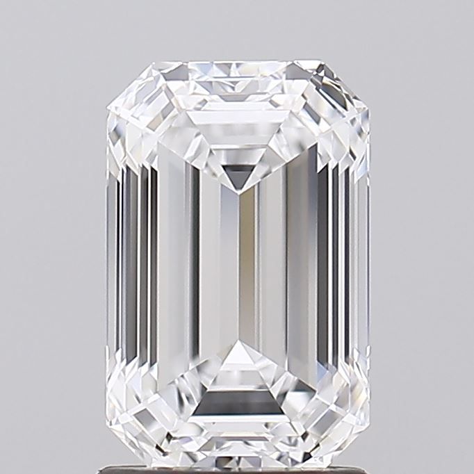 1.95 ct. emerald Lab Grown Diamond front image