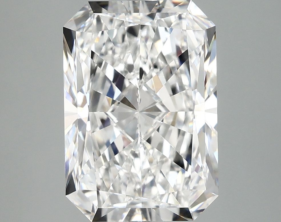 4.06 ct. radiant Lab Grown Diamond front image