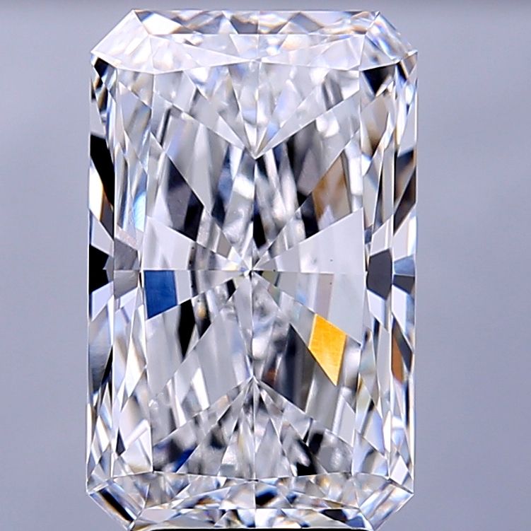 5.06 ct. radiant Lab Grown Diamond front image