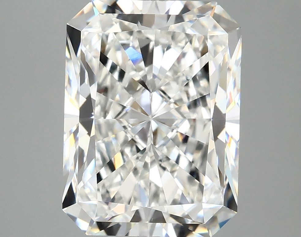 4.93 ct. radiant Lab Grown Diamond front image