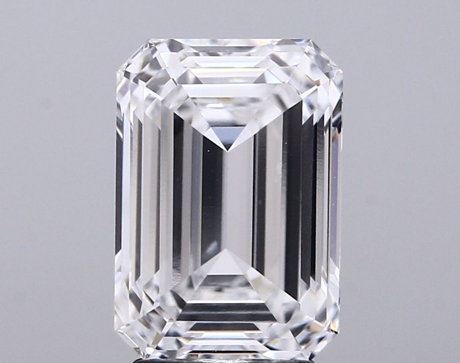 3.60 ct. emerald Lab Grown Diamond front image