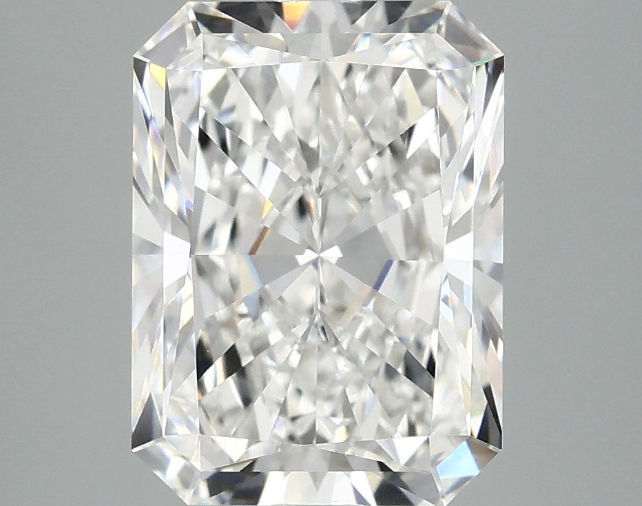 4.02 ct. radiant Lab Grown Diamond front image