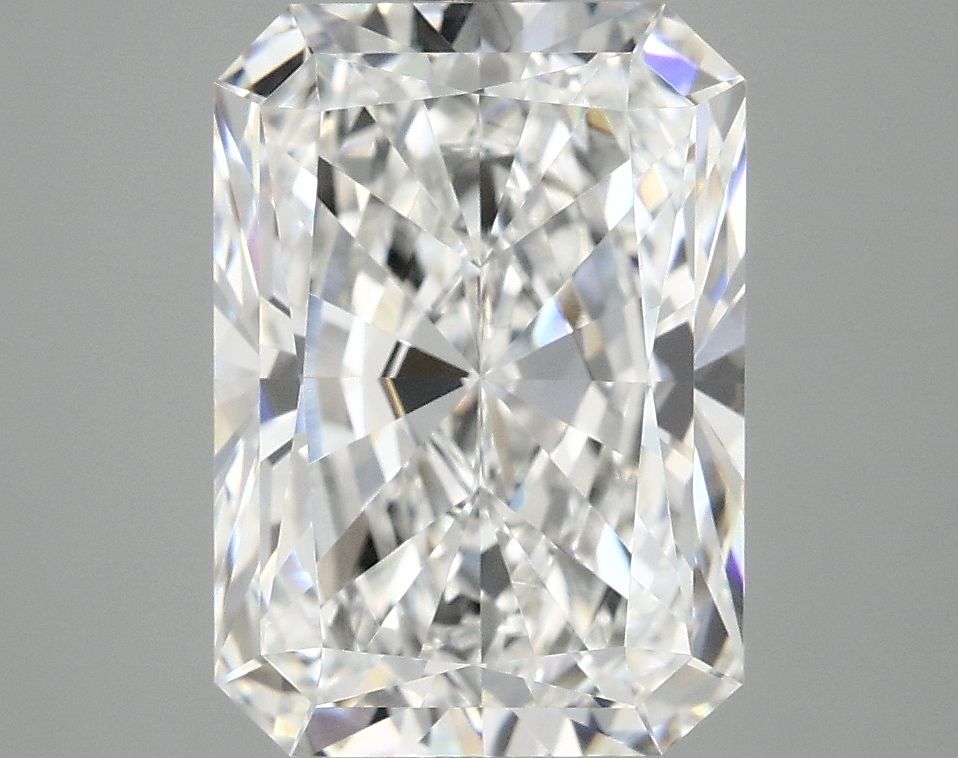 4.20 ct. radiant Lab Grown Diamond front image