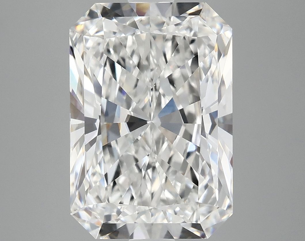 4.89 ct. radiant Lab Grown Diamond front image