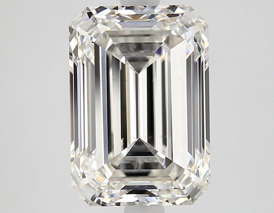 2.61 ct Emerald diamond