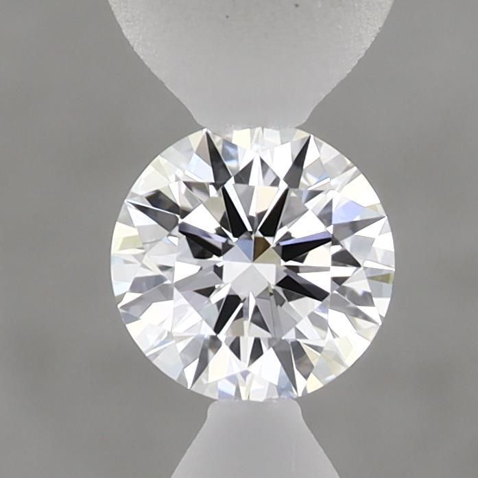0.5 ct lab-grown Round Diamond