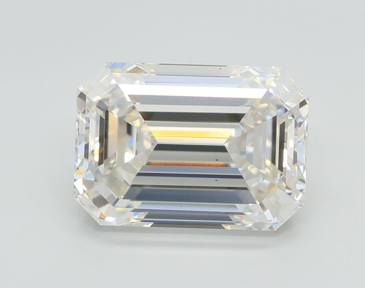 4.12 ct. emerald Lab Grown Diamond front image