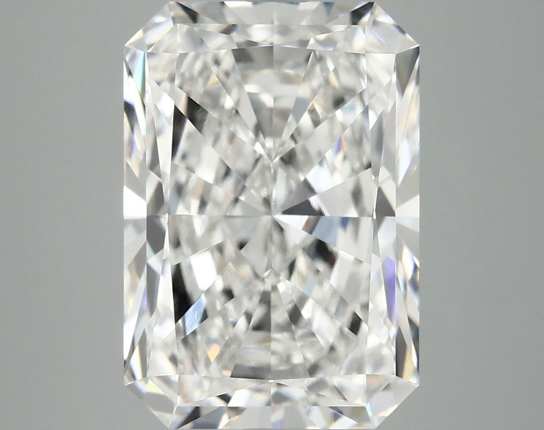 5.00 ct. radiant Lab Grown Diamond front image