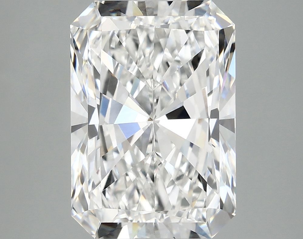 4.16 ct. radiant Lab Grown Diamond front image