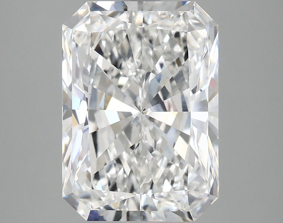 3.94 ct. radiant Lab Grown Diamond front image